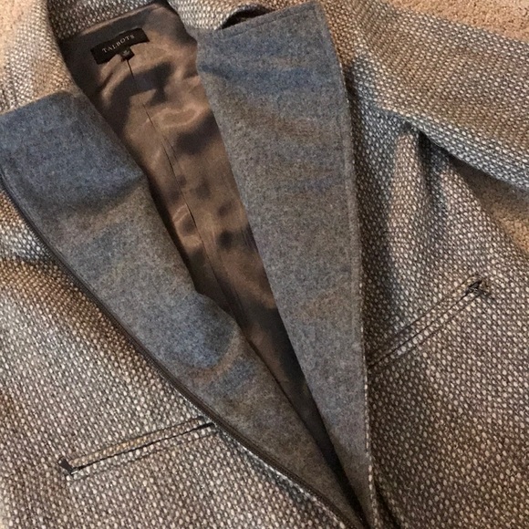 Jacket - Picture 5 of 5